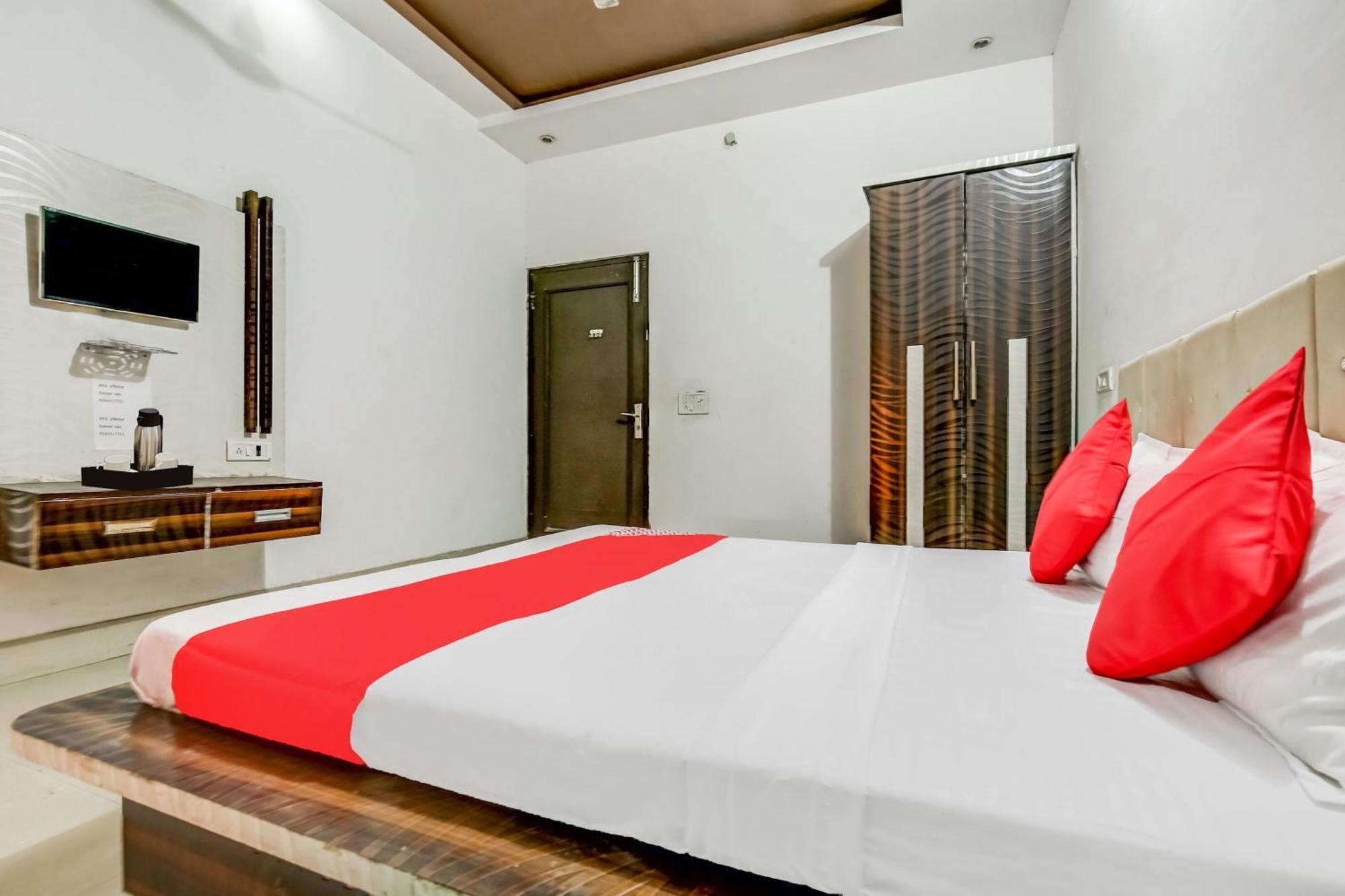 Flagship Hotel Big Boss Kurukshetra エクステリア 写真